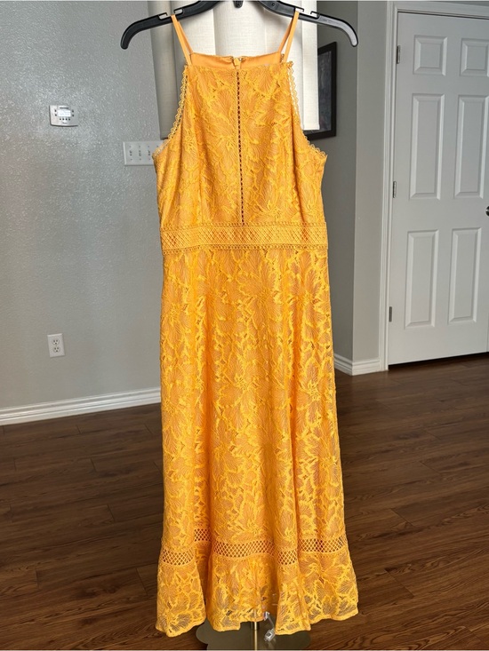 ANTONIO MELANI Dresses & Skirts - Antonio Melani Floral Yellow Lace Halter Midi Dress